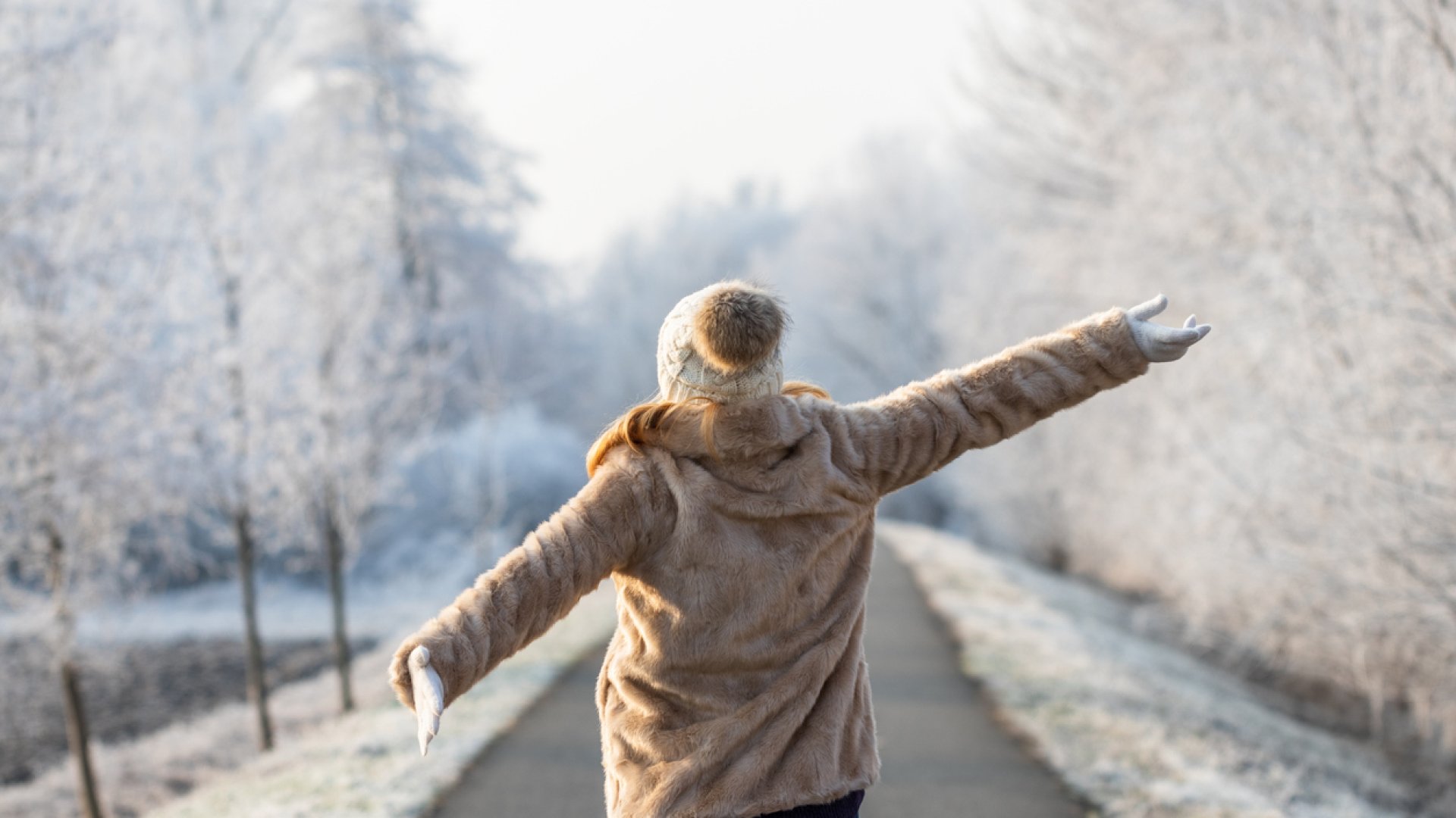 5 tipp, ami a karácsonyi hajtás előtt ellazít
